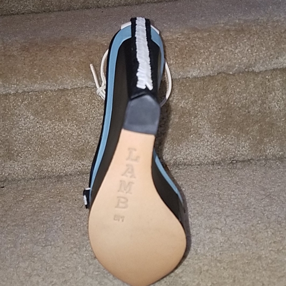 L.A.M.B. Sandals - Picture 6 of 8